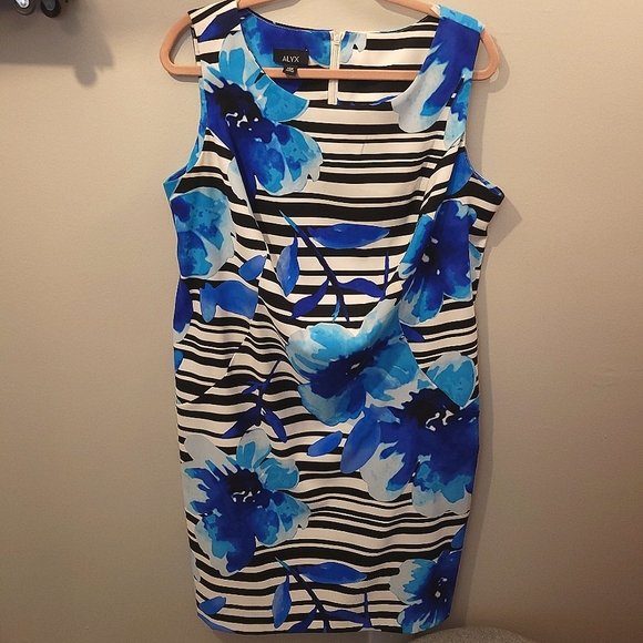 Alyx Dresses & Skirts - ALYX Women's Professional Dress